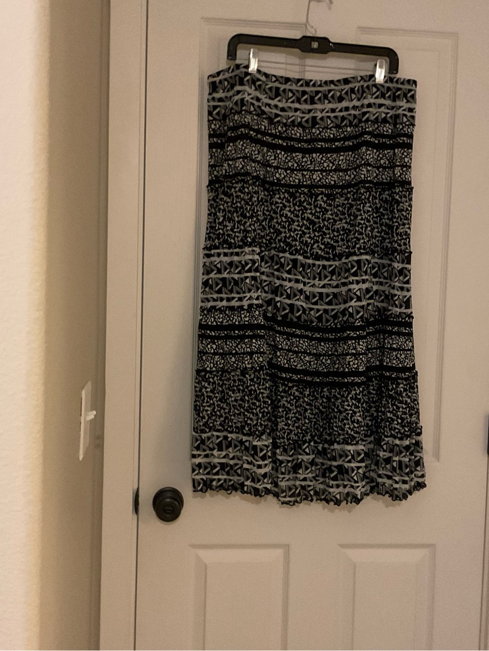 JM Collection Black and White Patterned Maxi Skirt